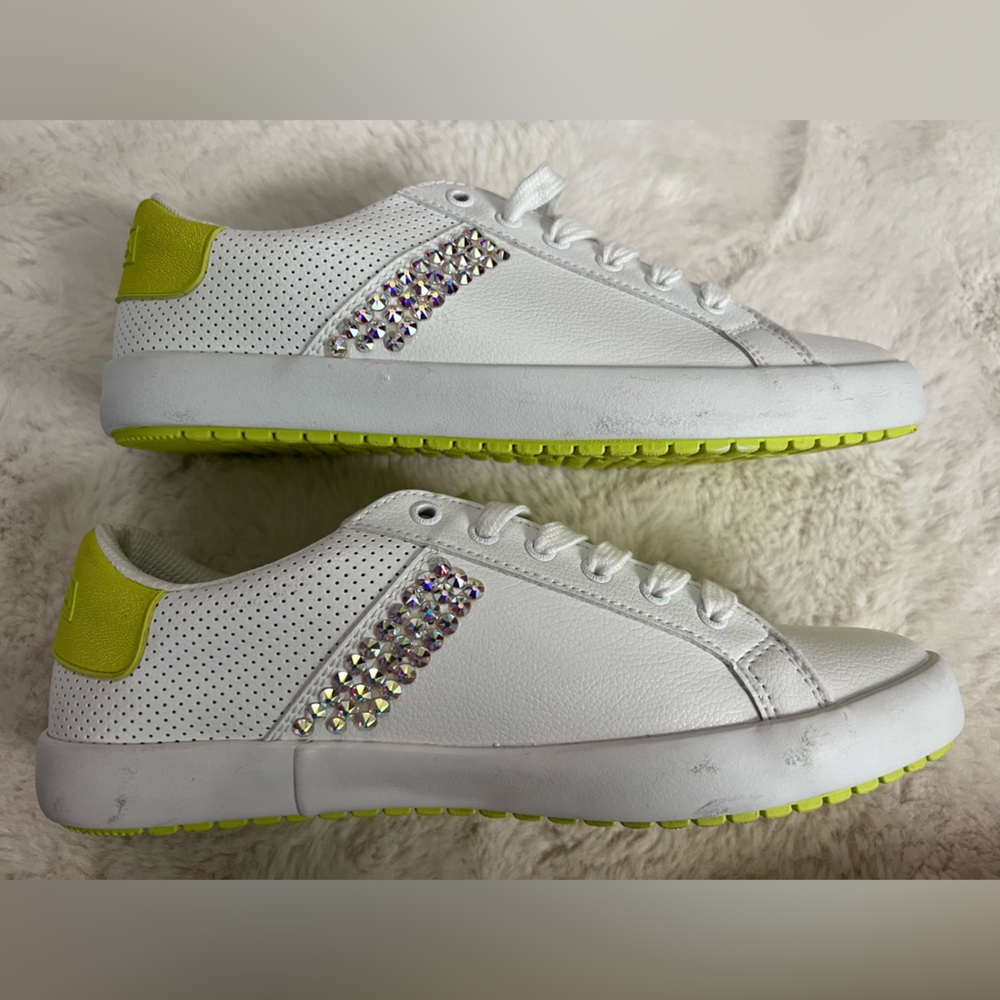NWOT Nautica Sneakers